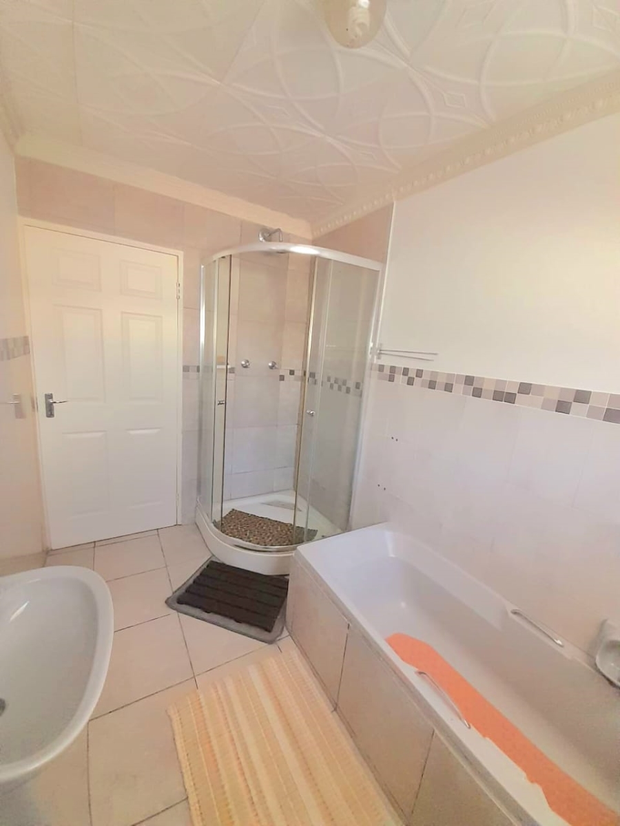 3 Bedroom Property for Sale in Mdantsane Nu 17 Eastern Cape